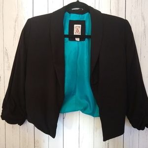 Decree Cropped Blazer SzMed